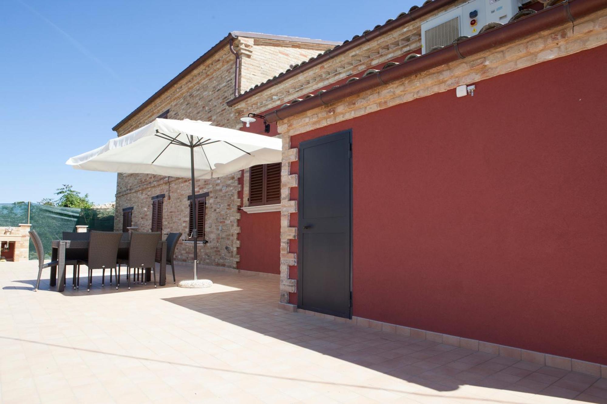 Bed and Breakfast Dimora Rosso Piceno Offida Exterior foto