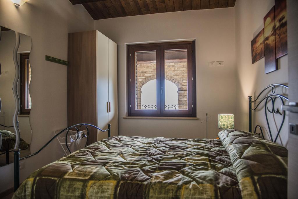 Bed and Breakfast Dimora Rosso Piceno Offida Zimmer foto